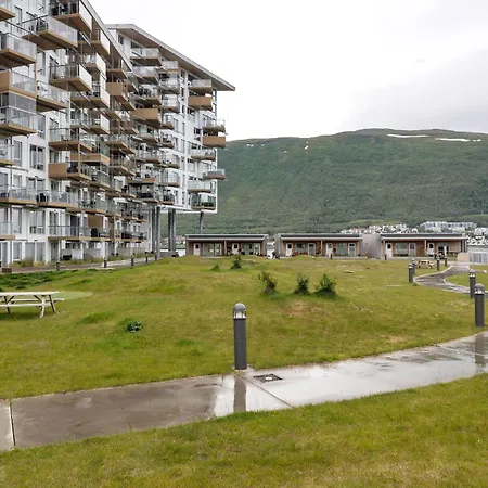 And Modern In Apartamento Tromsø